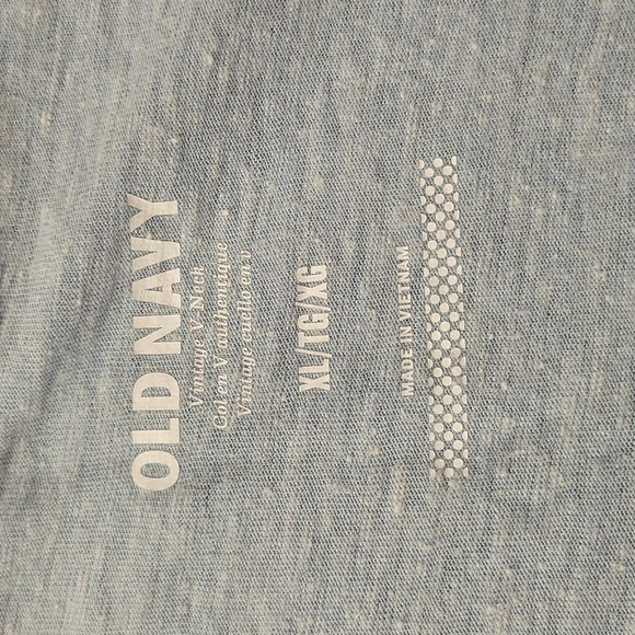 Old Navy Tee - Picture 2 of 3